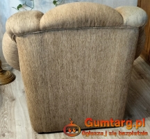 Dwa fotele wypoczynkowe kolor beżowy, drewno orzech