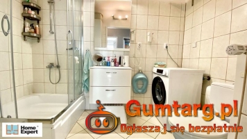 2pok, 46met, okolice Glinianej BALKON/WINDA/2002 (Wrocław)