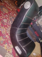 Fotel bujany z wbudowanym radiem