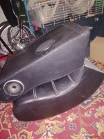 Fotel bujany z wbudowanym radiem