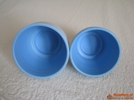 Piękne karbowane ceramiczne niebieskie doniczki – osłonki