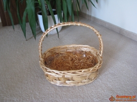 Piękny, owalny kosz wiklinowy koszyk