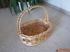 Piękny, owalny kosz wiklinowy koszyk