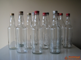 Butelki 0,5 l z nakrętkami na nalewki soki ocet i inne przetwory