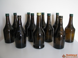 Ciemne butelki z brązowego szkła 0,7 l nalewki i inne domowe przetwory